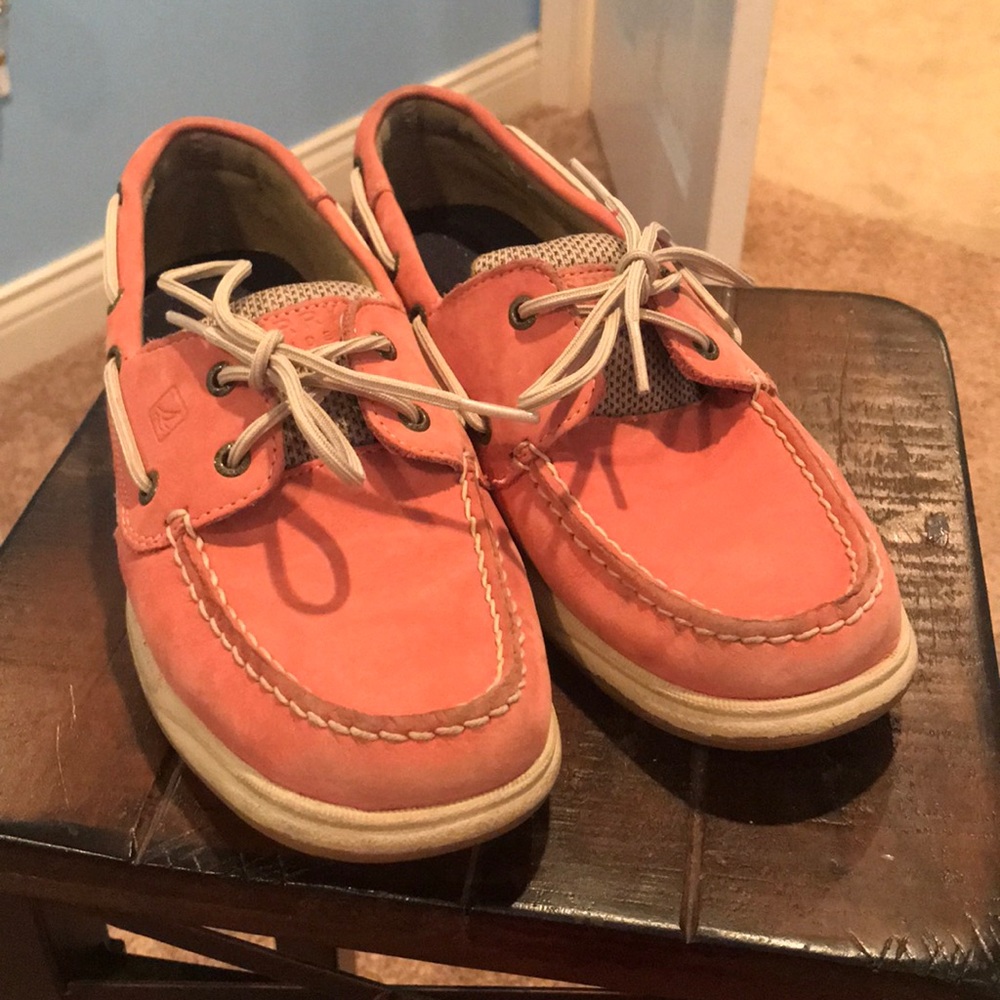 Sperry boat shoes